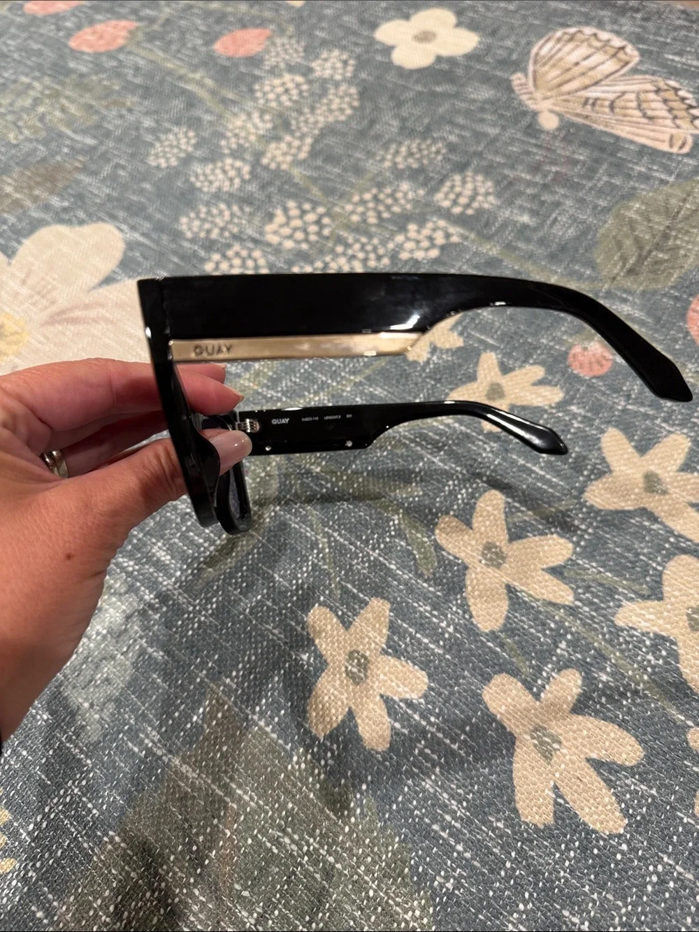 Quay By The Way Sunglasses with Box